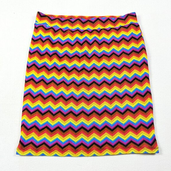 Rainbow Chevron Knit Pencil Skirt w/Black Lining - Size M - By Pride - Picture 3 of 7